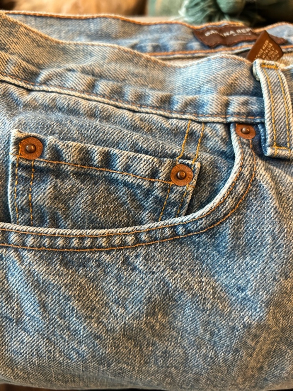 Vintage 1990s Banana Republic Light-Medium Wash Straight Jeans, Baggy Fit - Picture 6 of 16